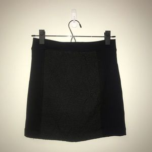 Black textured skirt